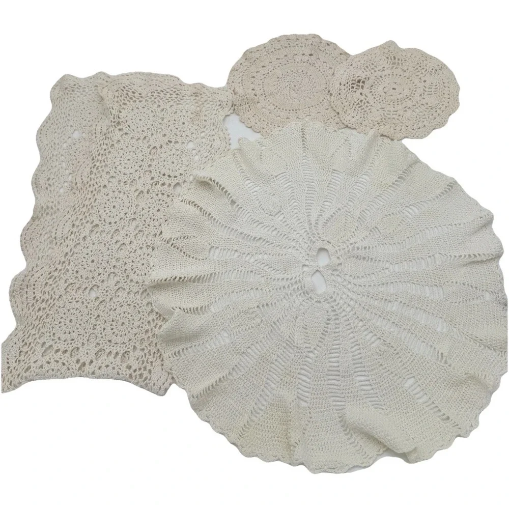 Vintage Crochet Doilies & Table Runner Lot 6pc Ivory Farmhouse Cottage Cotton
